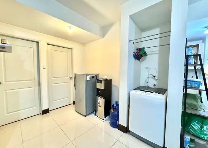 Apartment Mdl's Place *